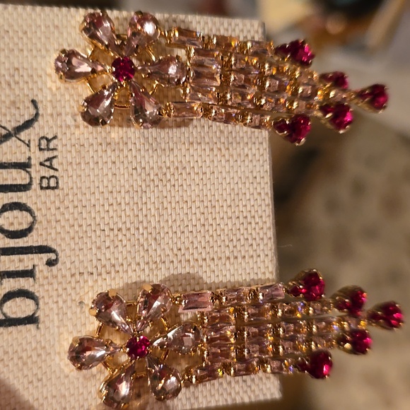 BIJOUX BRAND WOMEN'S POST DANGLING ROSE GOLD AND PINK CRYSTAL FASHION EARRINGS - Picture 6 of 11